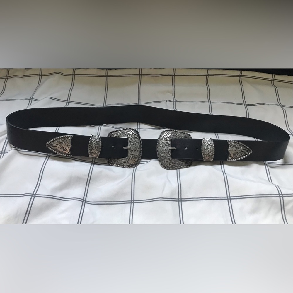 Forever 21 Western Style Double Buckle Belt